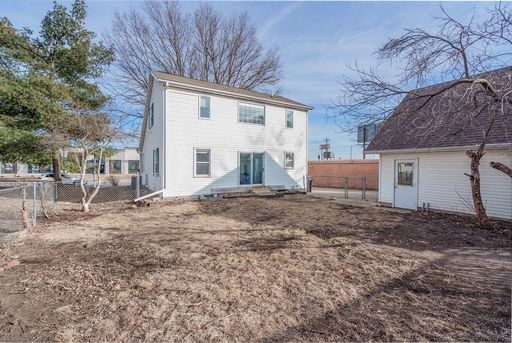 Listing photo thumbnail