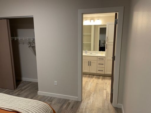 Listing photo thumbnail