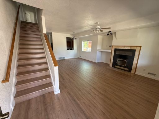 Listing photo thumbnail