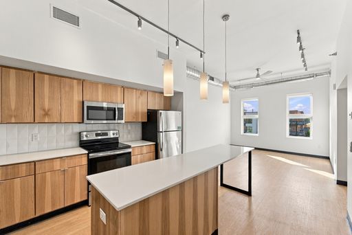 100 East 2nd Street - 404, Cedar Falls, IA 50613