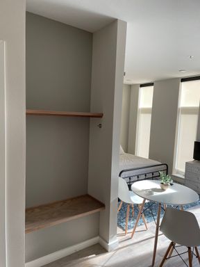 Listing photo thumbnail