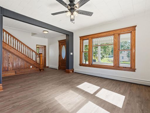 Listing photo thumbnail