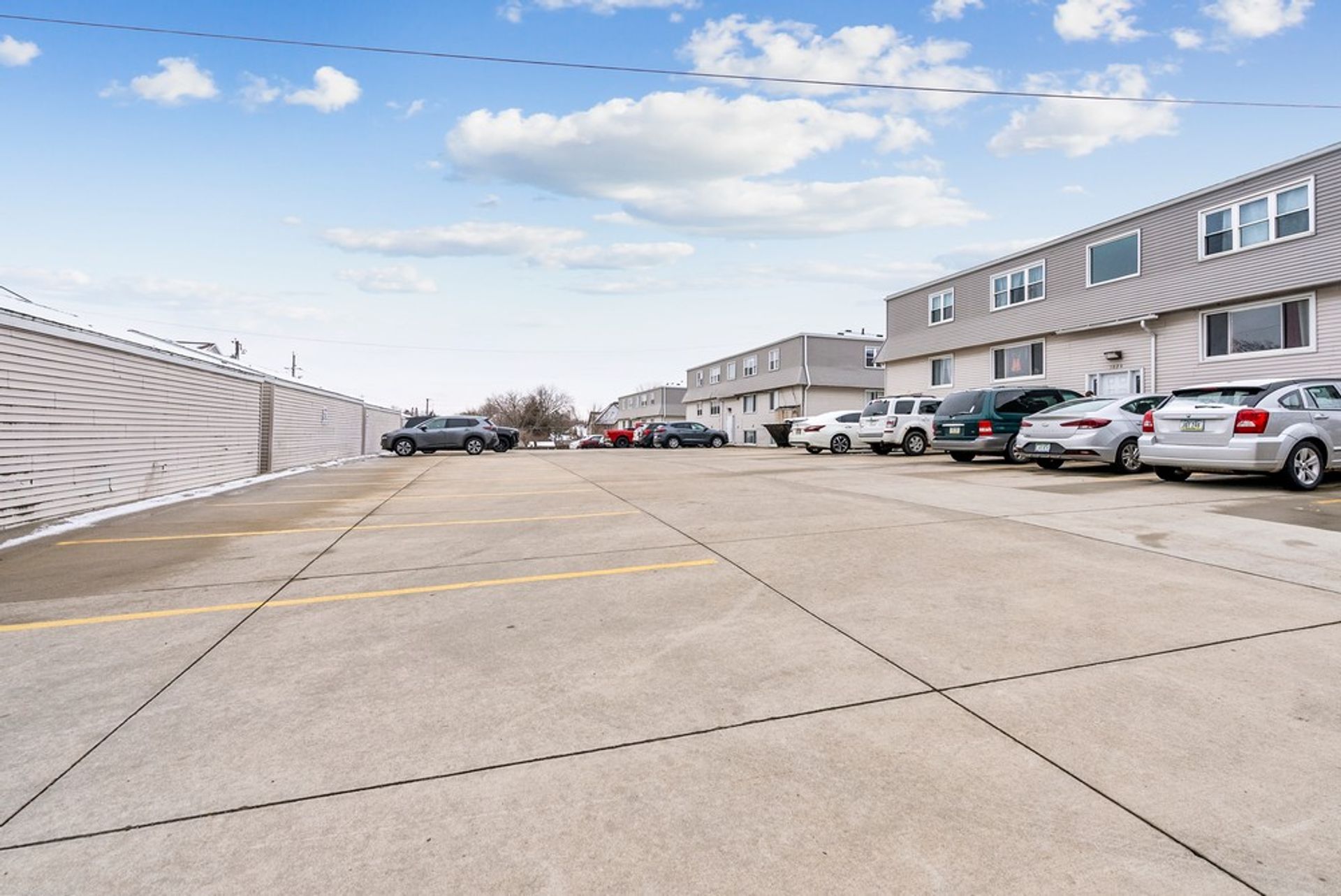 Leavitt Park Apartments - Building 1014