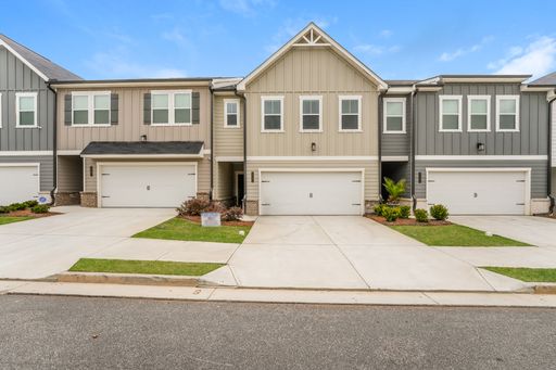 3 Bedroom Townhome – 1141 Point Place Dr, Loganville, GA 30052