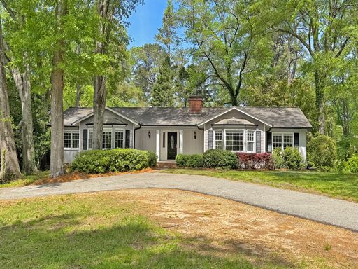 Beautiful ranch in Buckhead! – photo 1