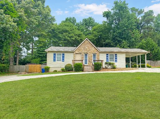 Cozy ranch with natural surroundings! – photo 1