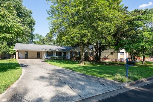 120 Burnett Way – photo 1