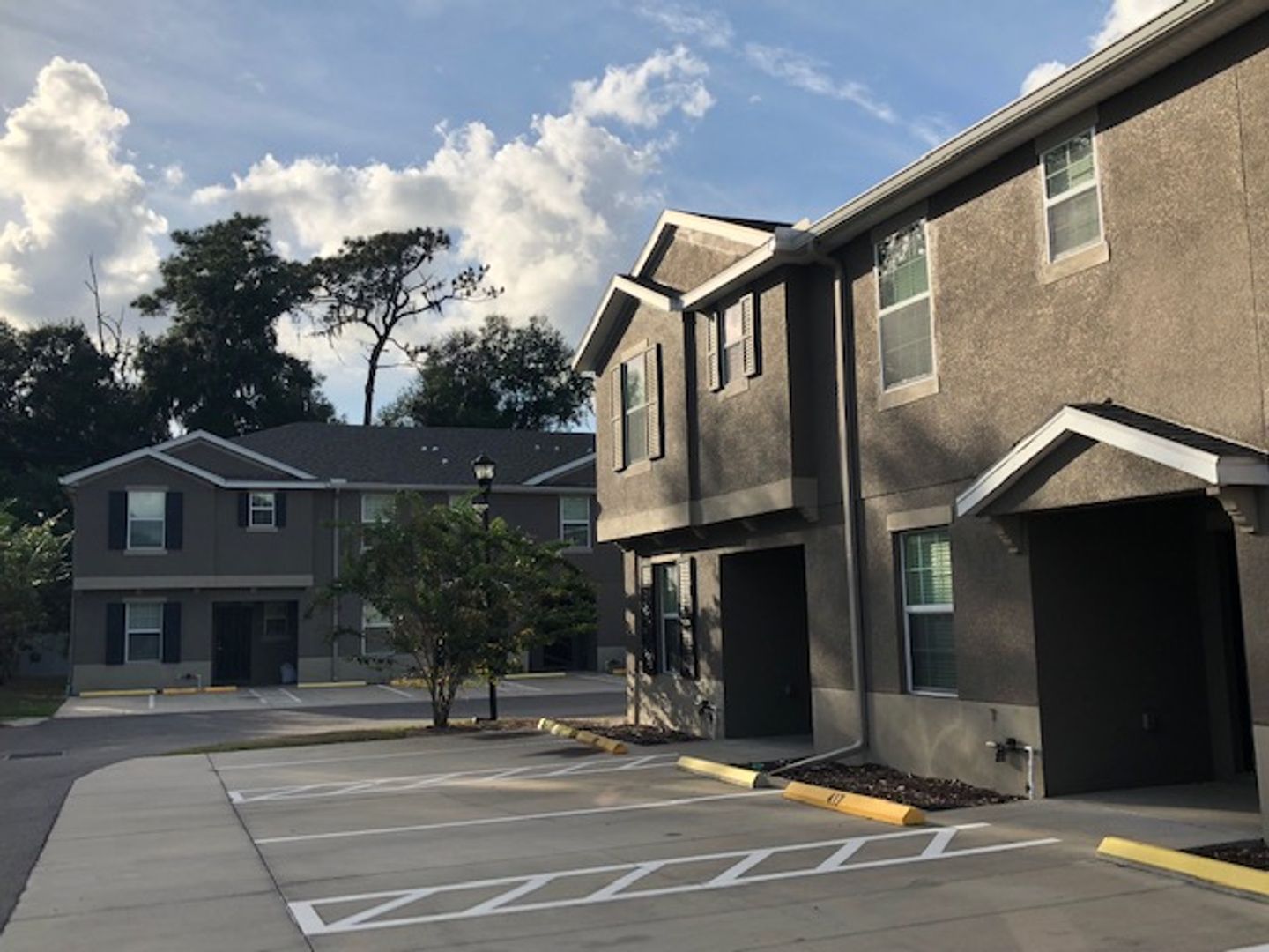 Brandon Apartment: Montclair