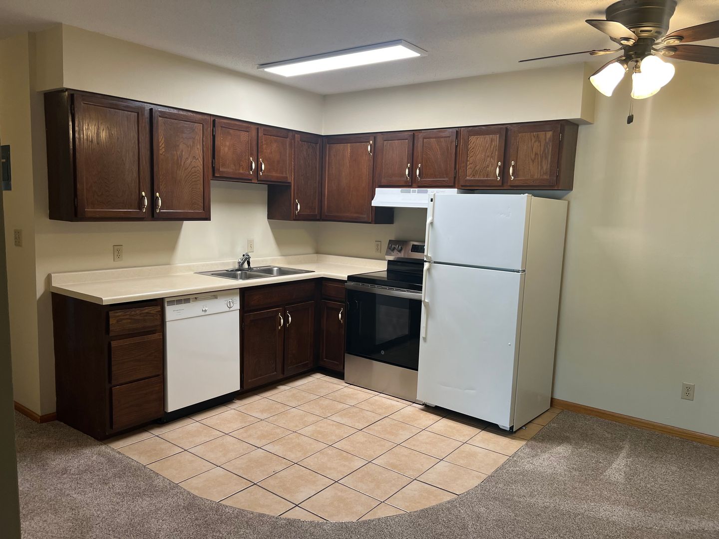 Saint Cloud Apartment: 3205 12th St N