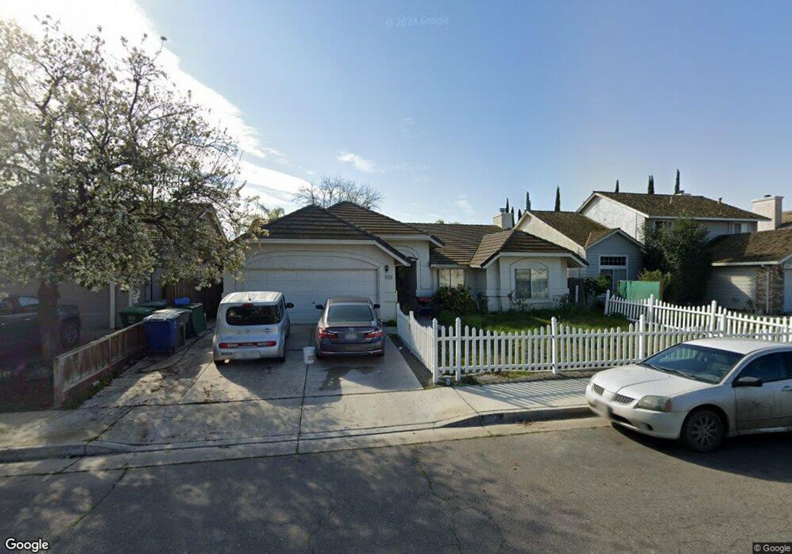 Los Banos House: 1349 El Cajon Ln