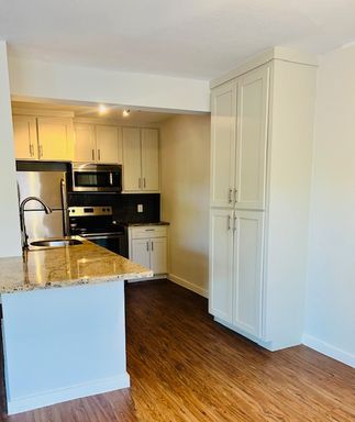 2 Bedroom Rental – 2008 Colquitt St., 6, Houston, TX 77098