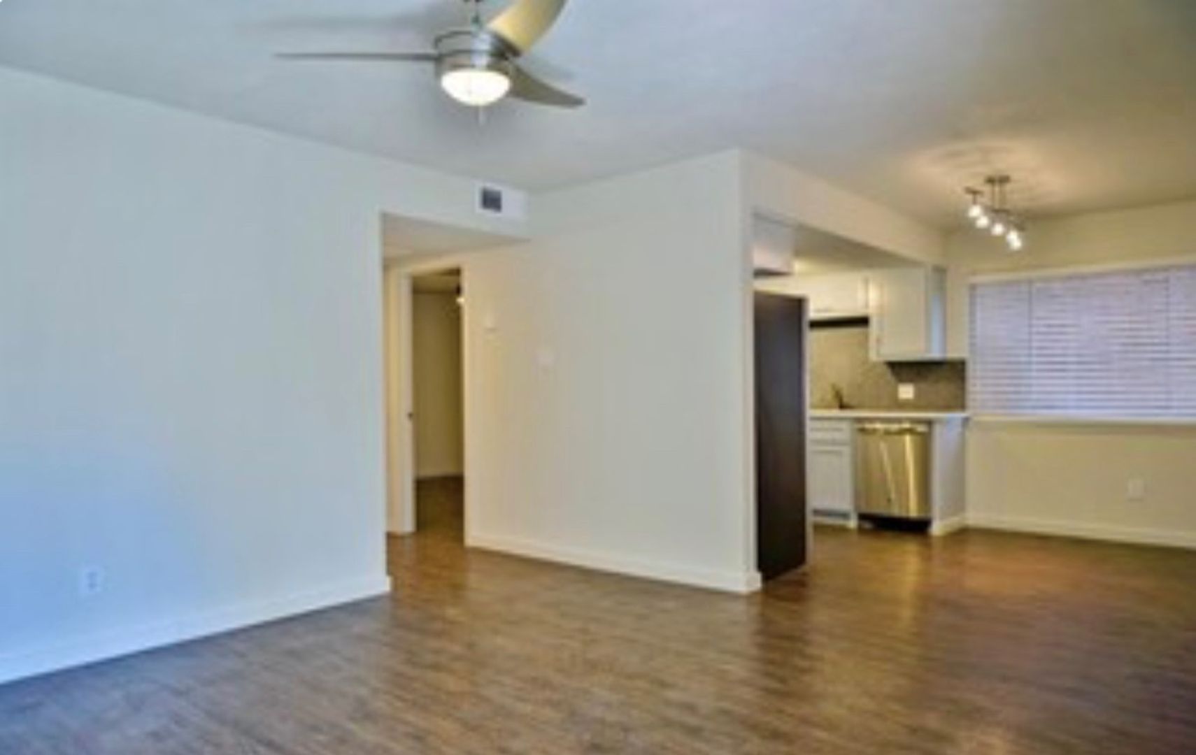 Houston Apartment: 3412 Graustark St.