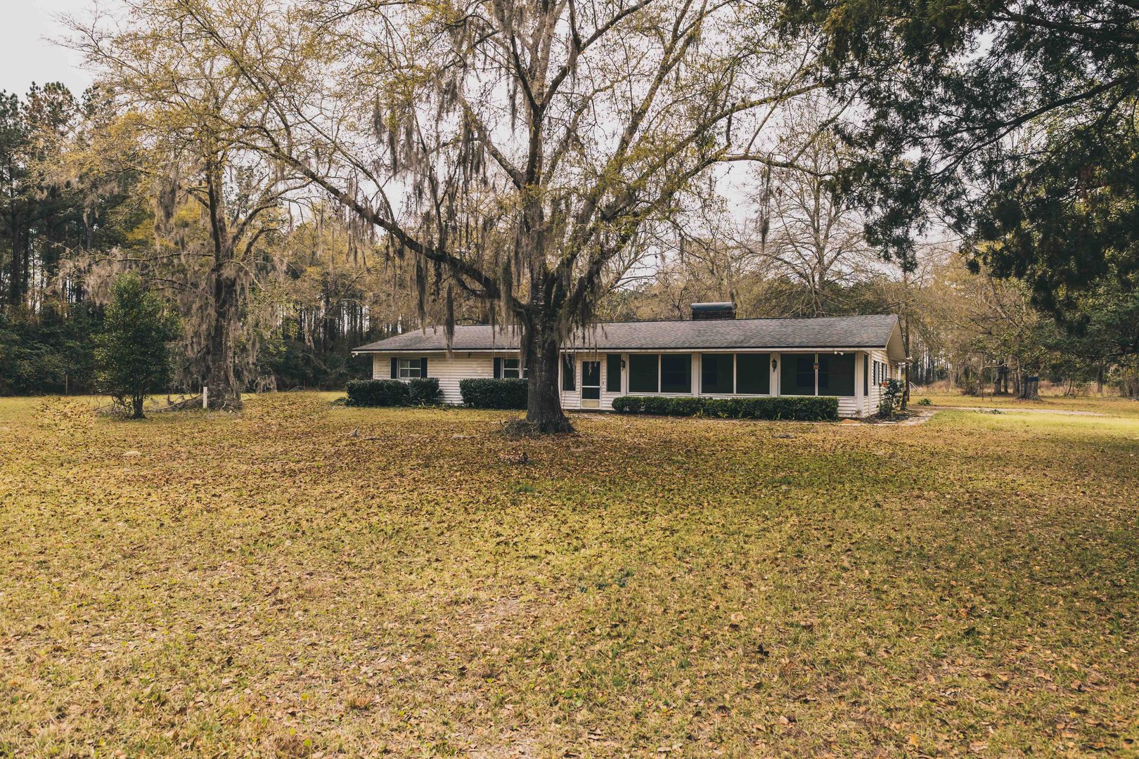 Callahan House: 54038 Chick Way