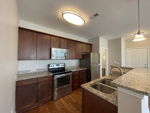 40 Camden Circle #201