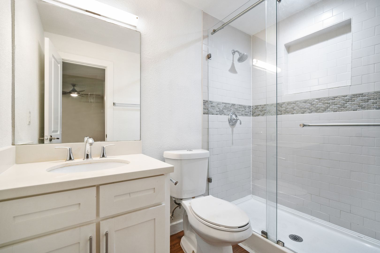 Houston Apartment: 400 Westmoreland St.