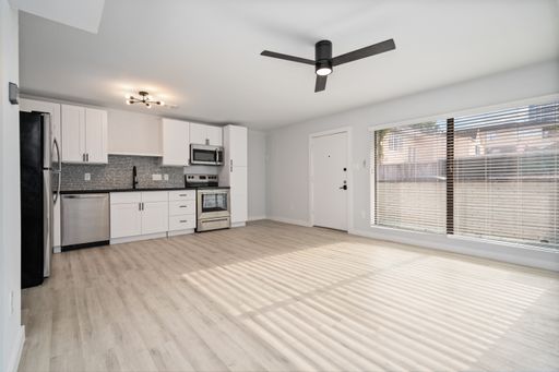 1 Bedroom Rental – 606 Harold St., 11, Houston, TX 77006