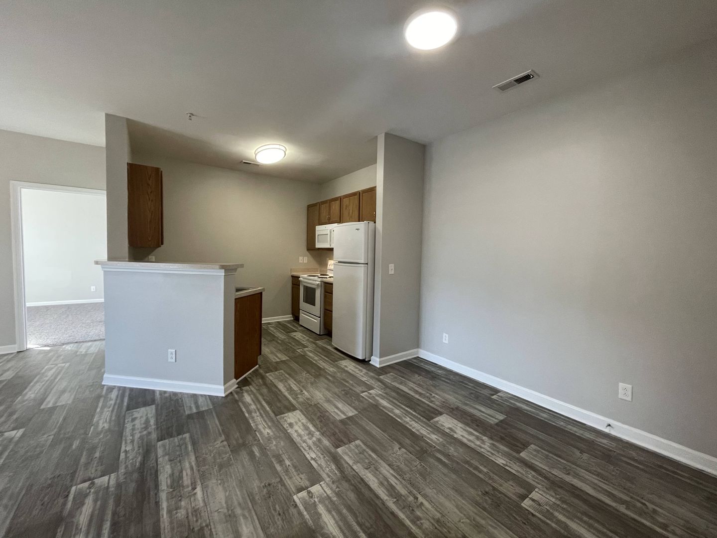 Scott Depot Apartment: 98 Devonshire Drive