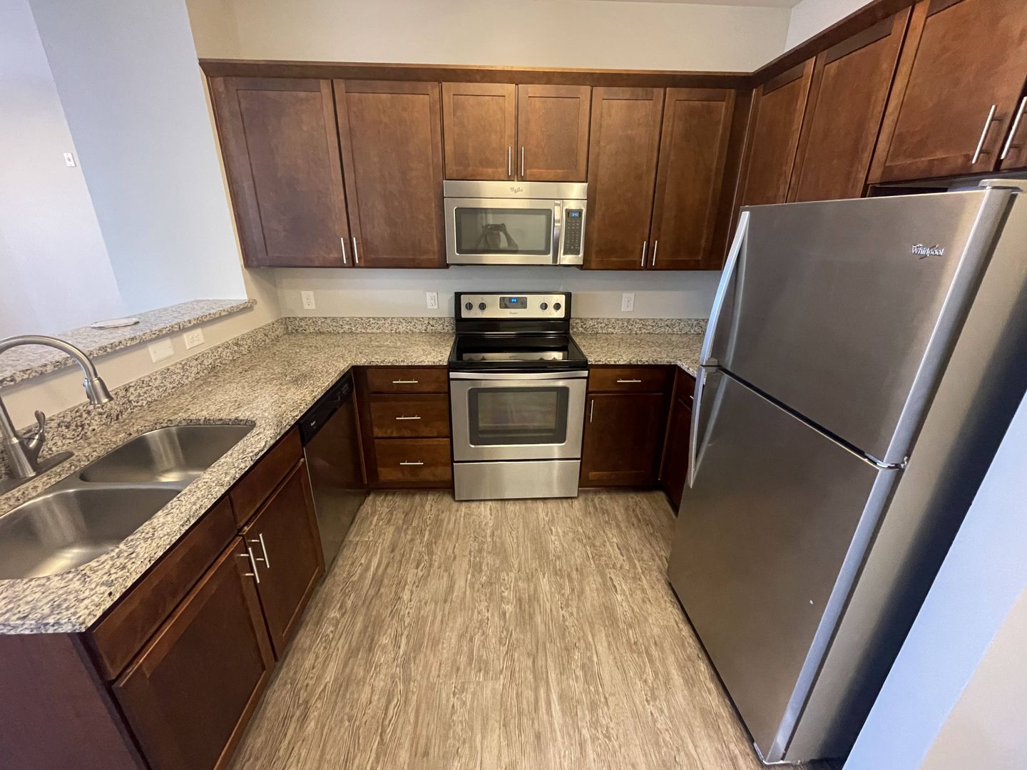 Scott Depot Apartment: 98 Devonshire Drive