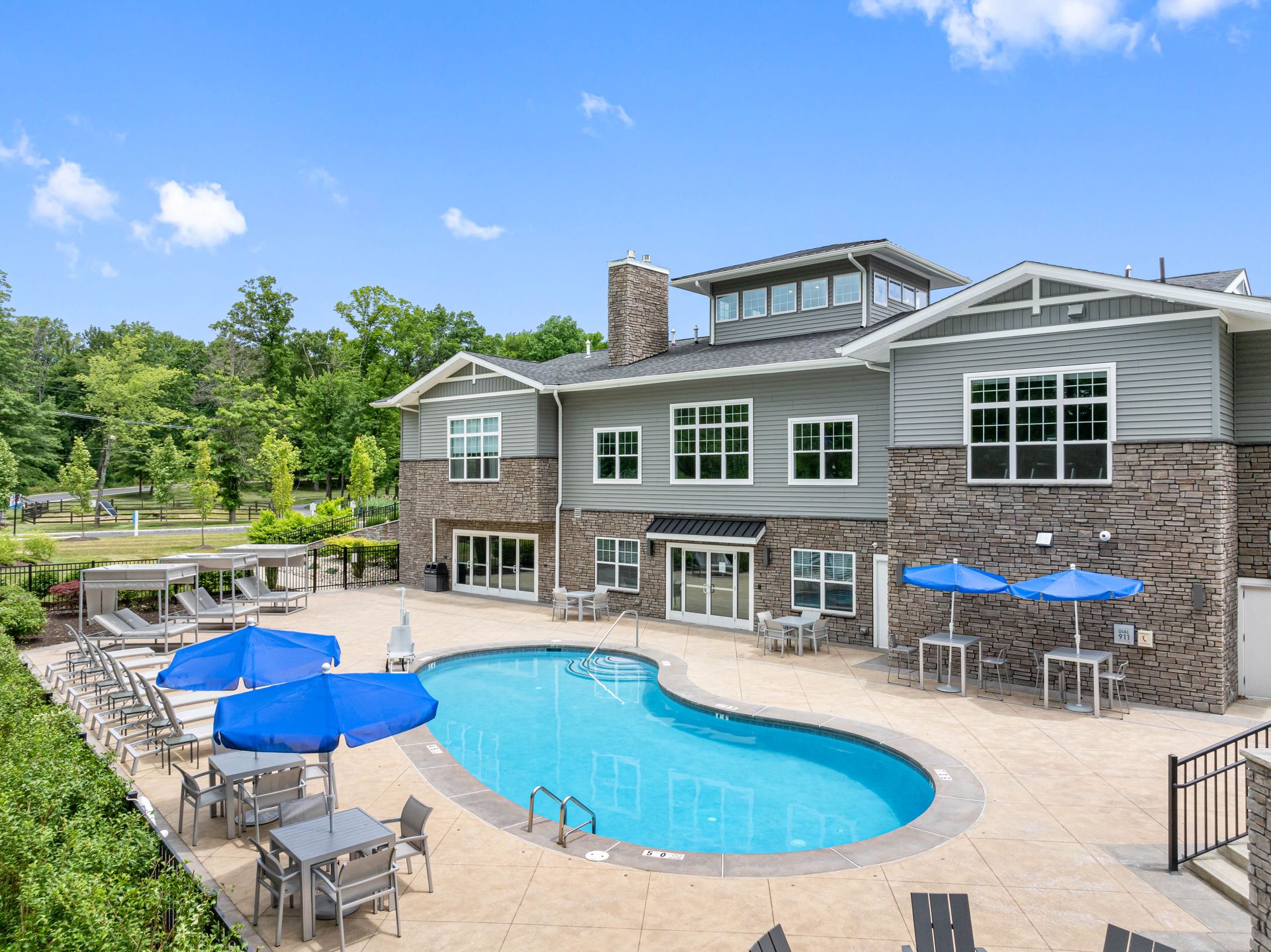 Wind Gap Apartment: 100 Dream Drive