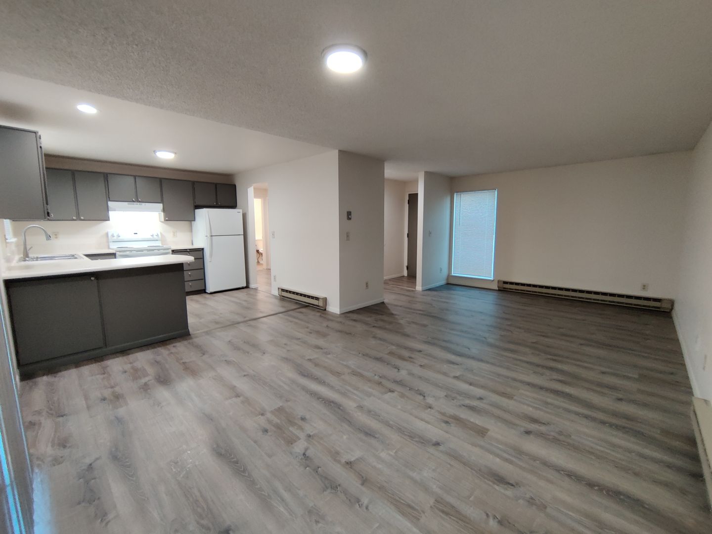 Coeur d'Alene Apartment: 1001 Emma Ave.