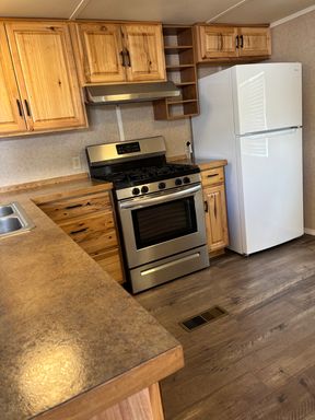 607 Adirondac Ave - 07