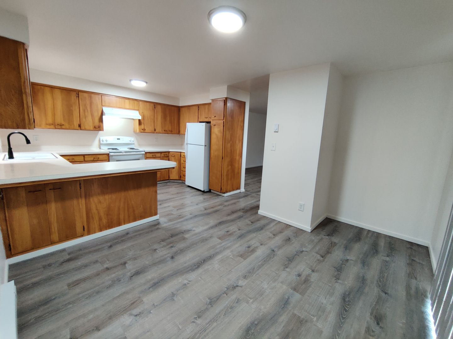 Coeur d Alene Apartment: 1023 & 1025 Coeur d Alene Ave