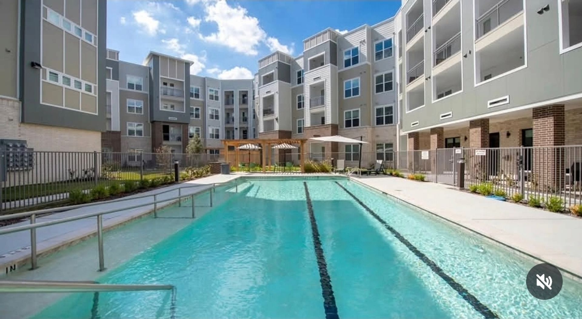 Houston Apartment: 2077 S Gessner Road