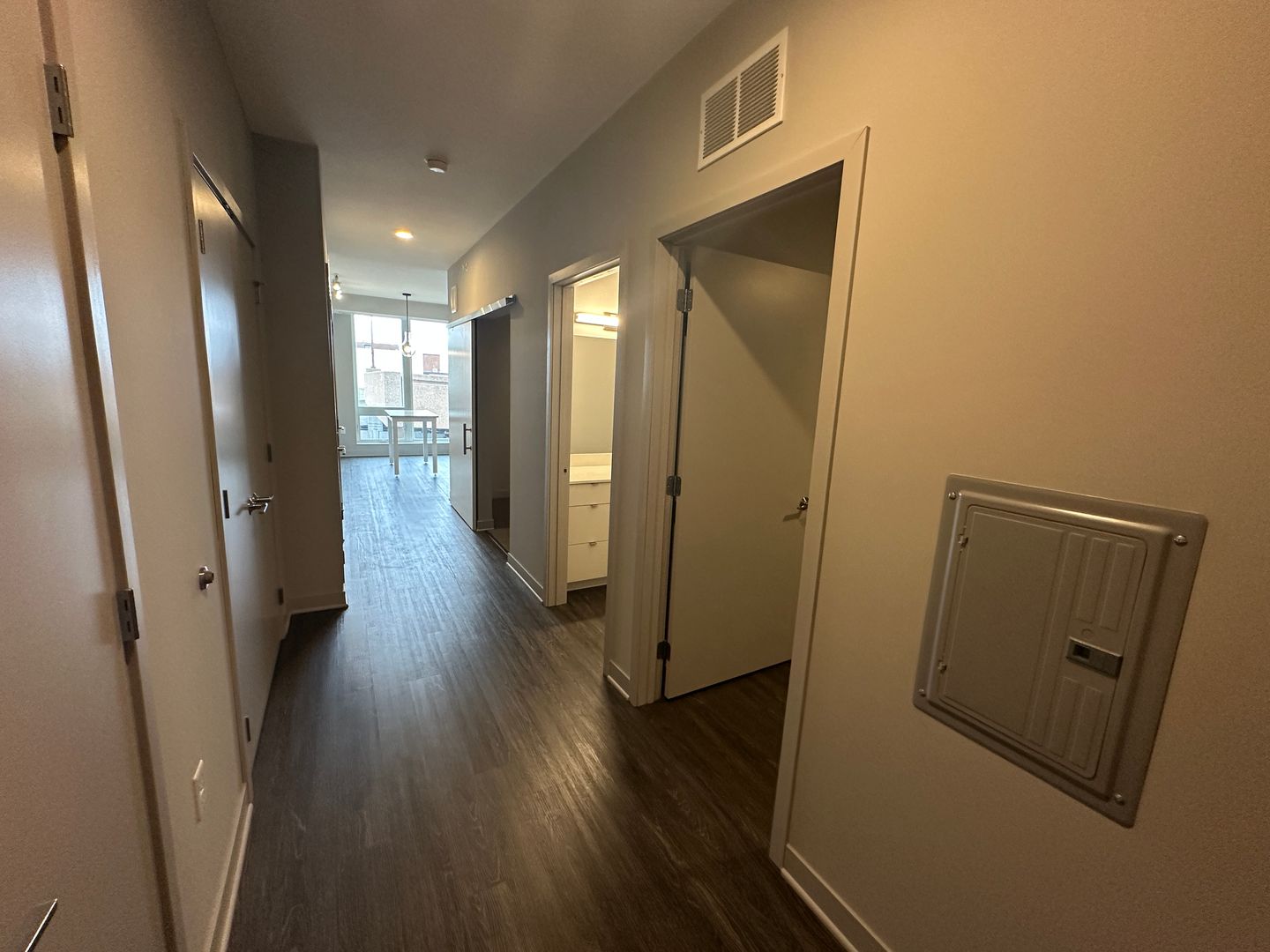 Luna Apartments 1 of 15