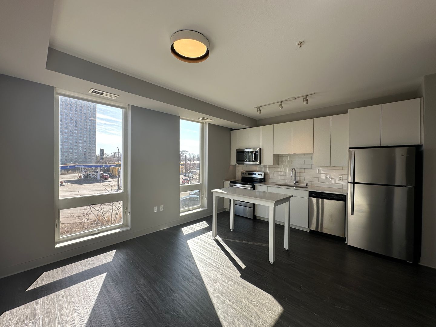Luna Apartments 44 of 64