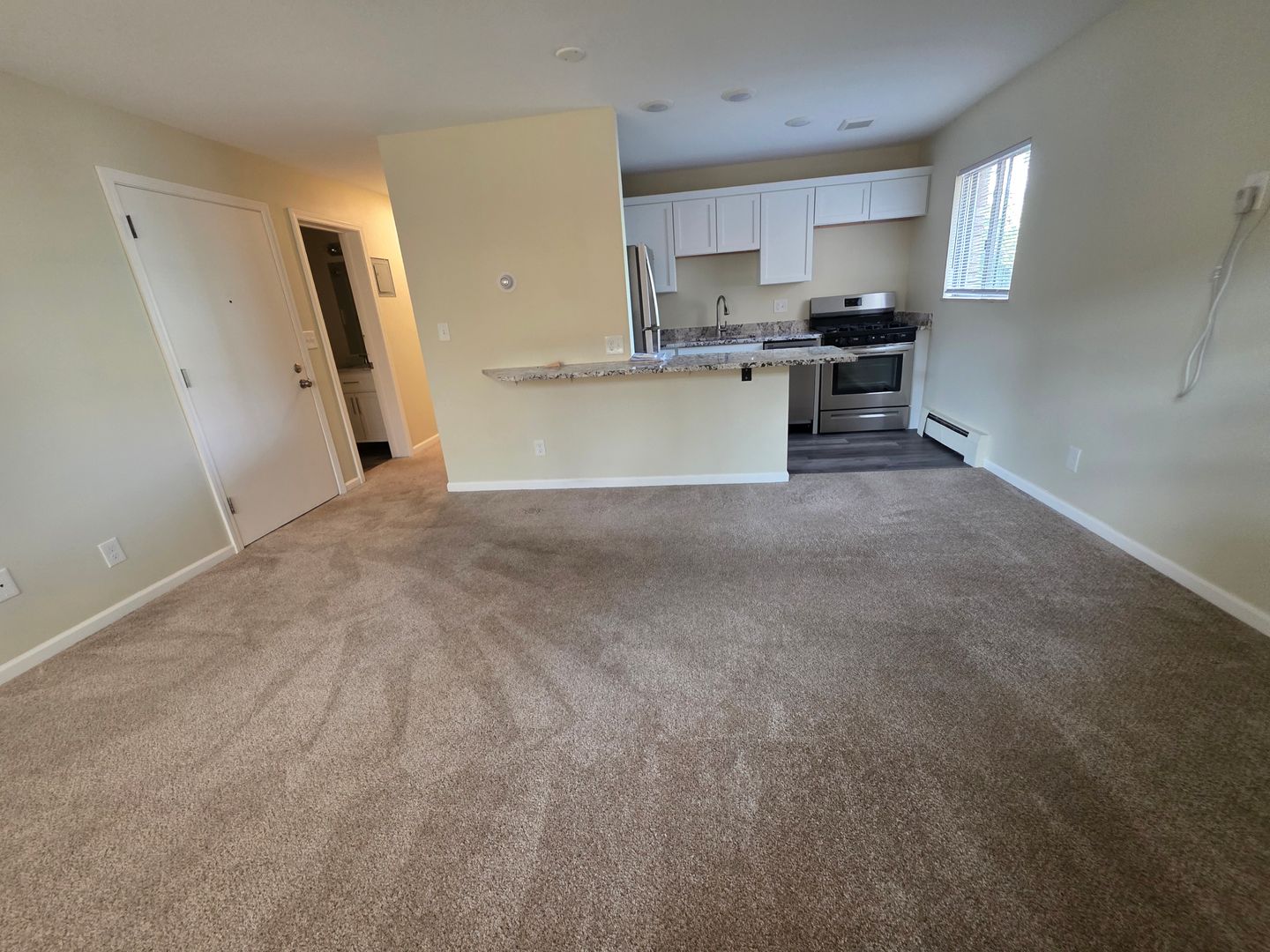 Minneapolis Apartment: 982-986 15th Ave SE