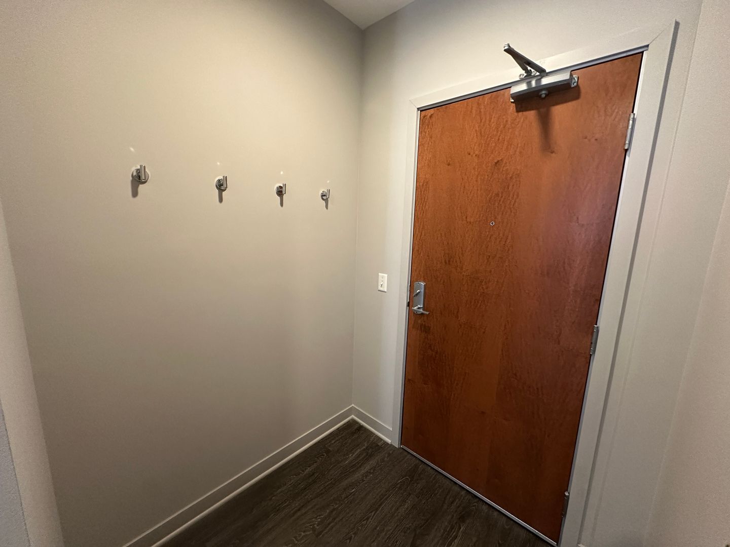 Luna Apartments 2 of 10