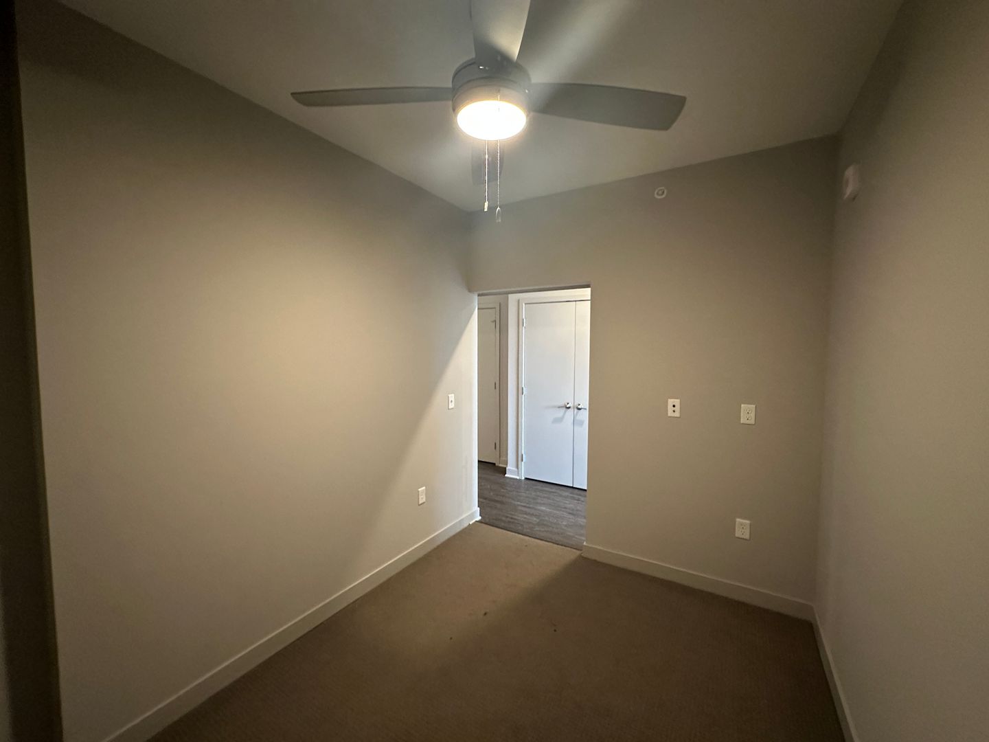 Luna Apartments 7 of 15