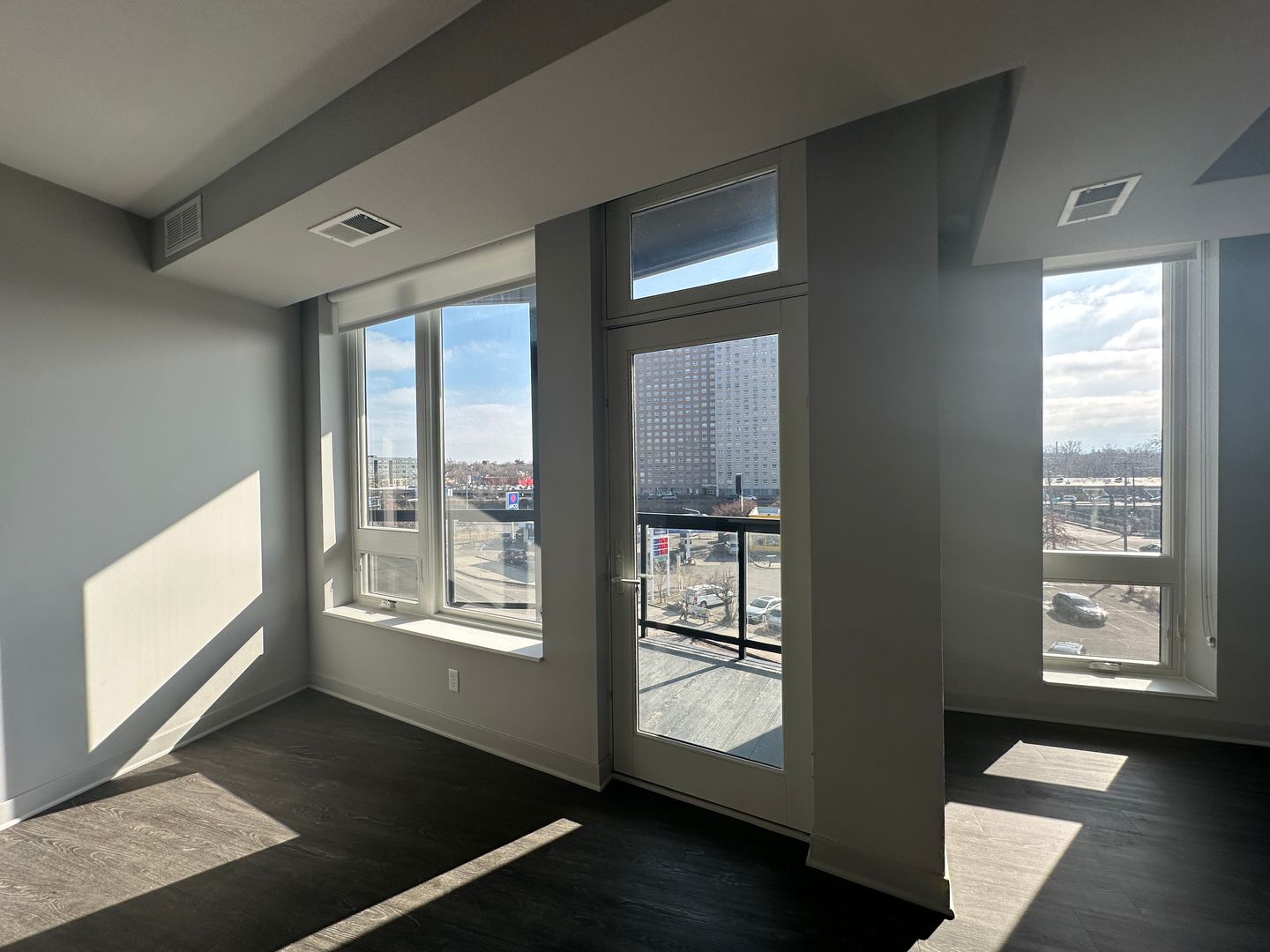 Luna Apartments 15 of 21