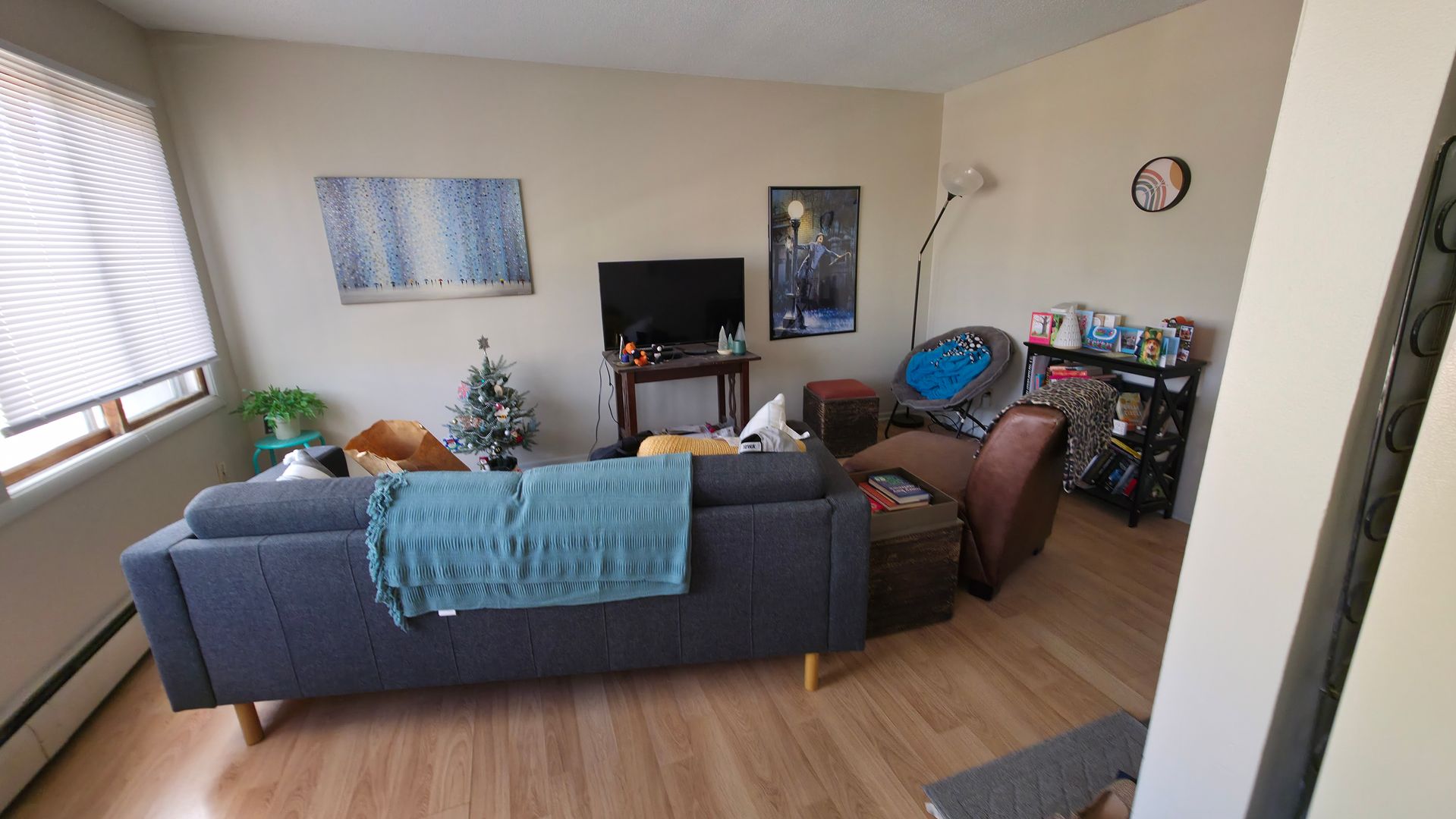 Minneapolis Apartment: 2801 Girard Ave. S.