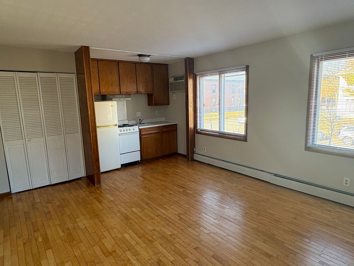 2801 Girard Avenue South 9 of 12