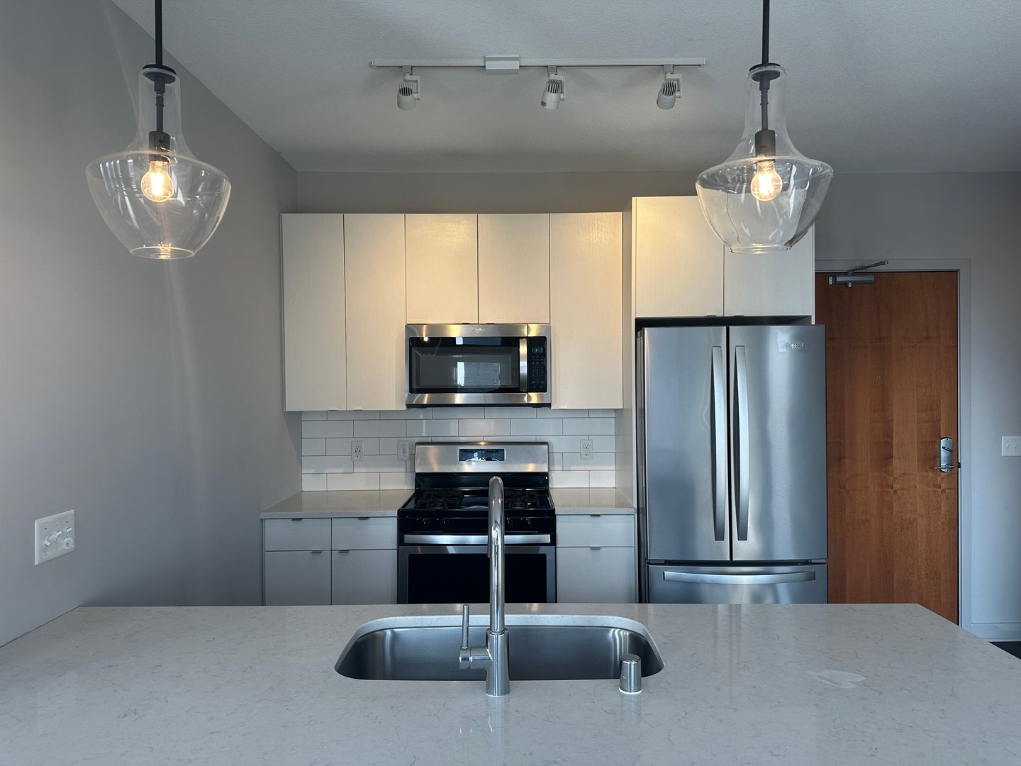 Minneapolis Apartment: 2520 S. 8th Street