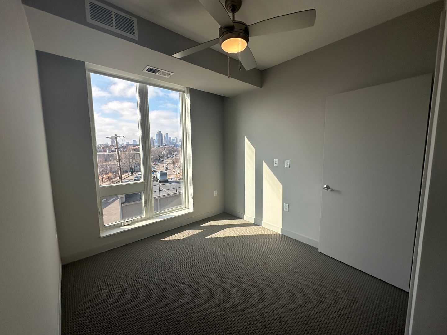 Luna Apartments 9 of 21