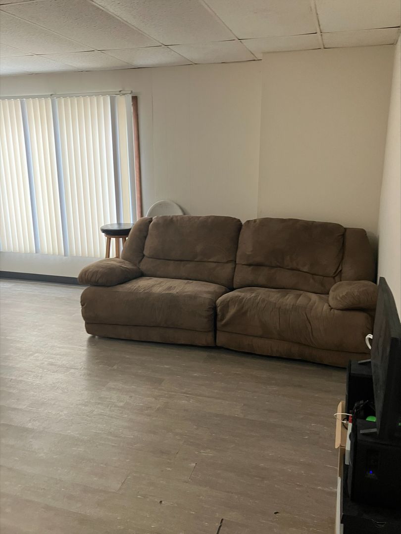 Rochester Apartment: 620 2nd St. SW