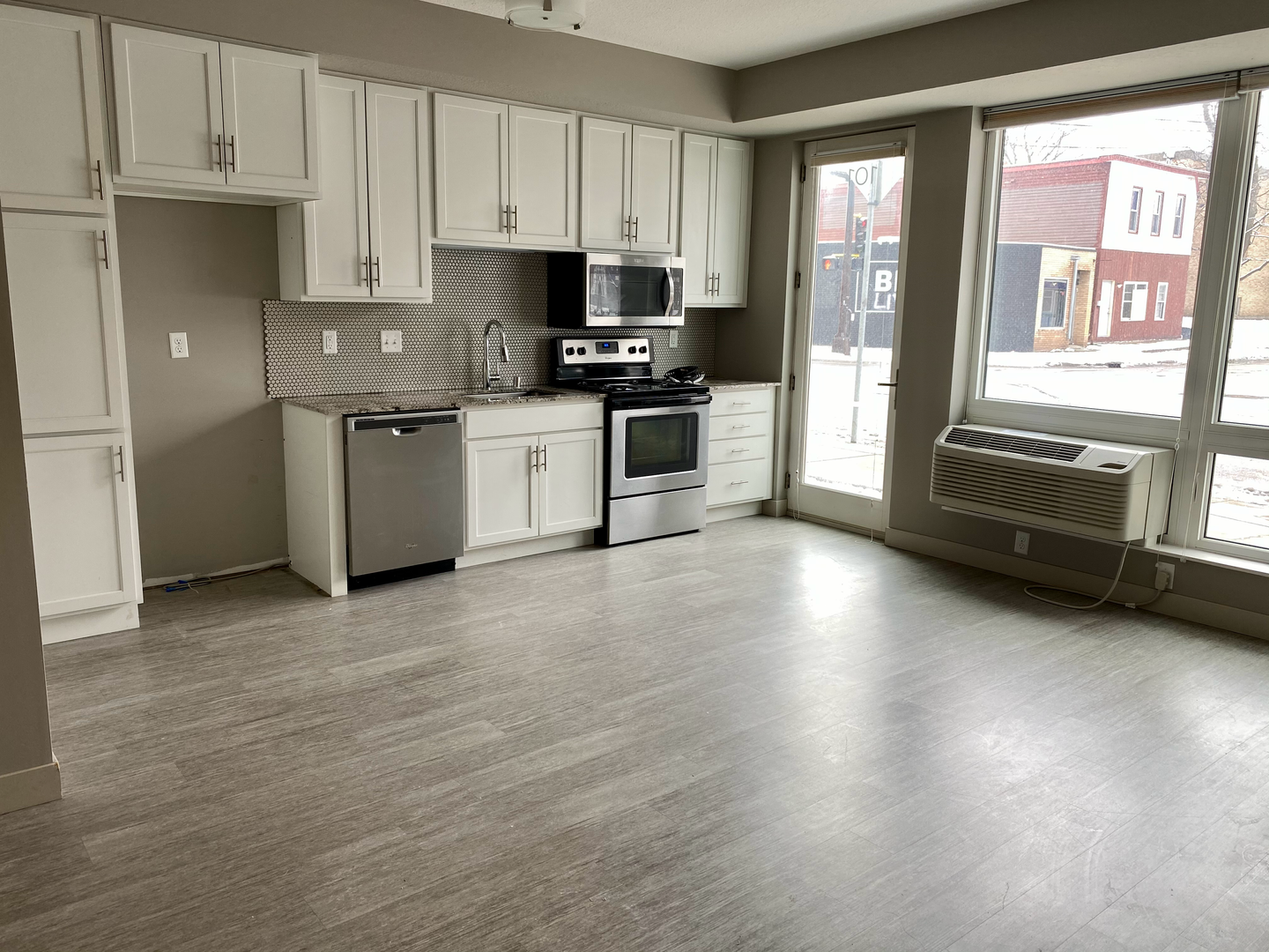 Minneapolis Apartment: 1501 Como Ave SE