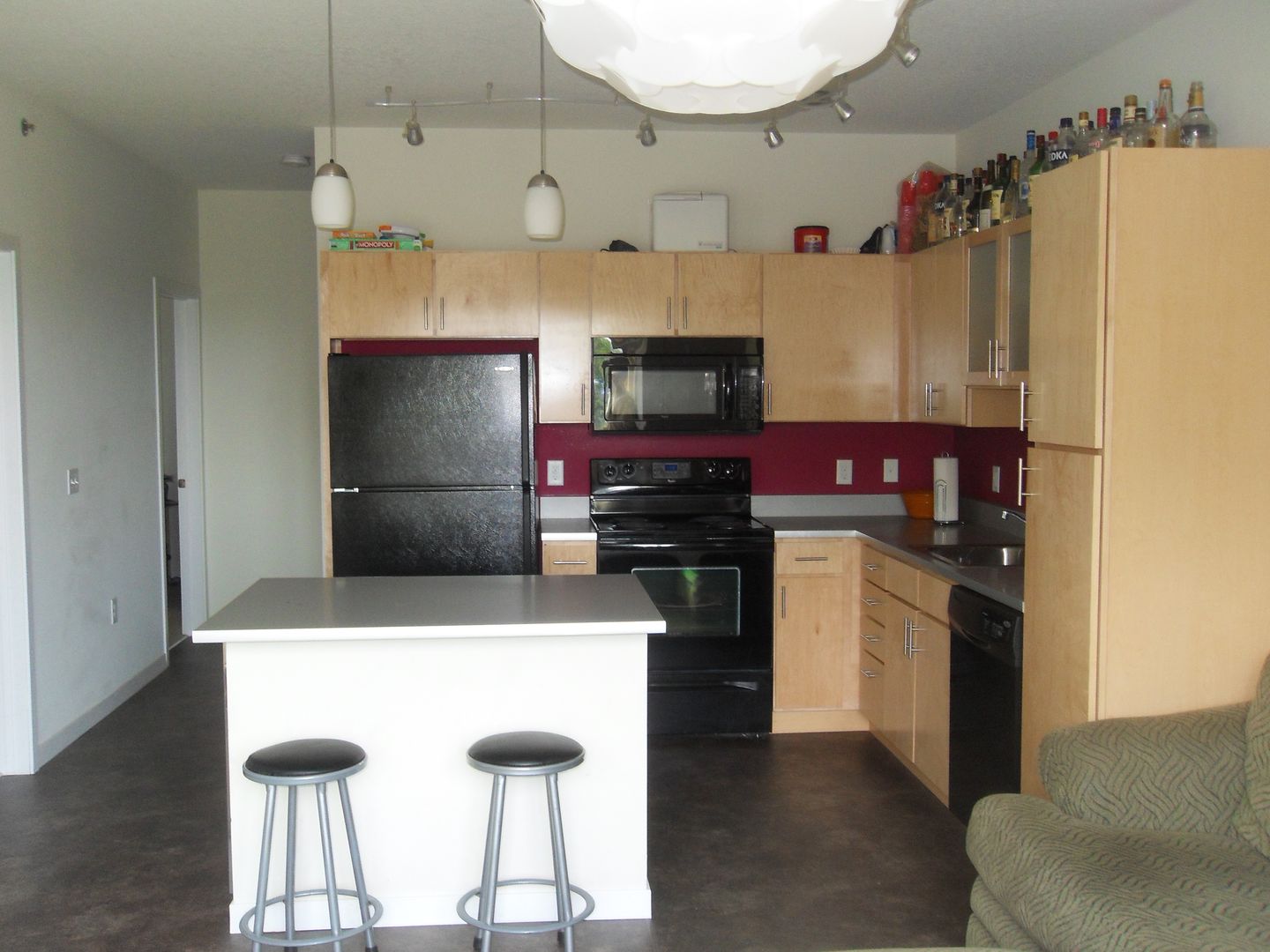 Minneapolis Apartment: 1000 University Ave SE