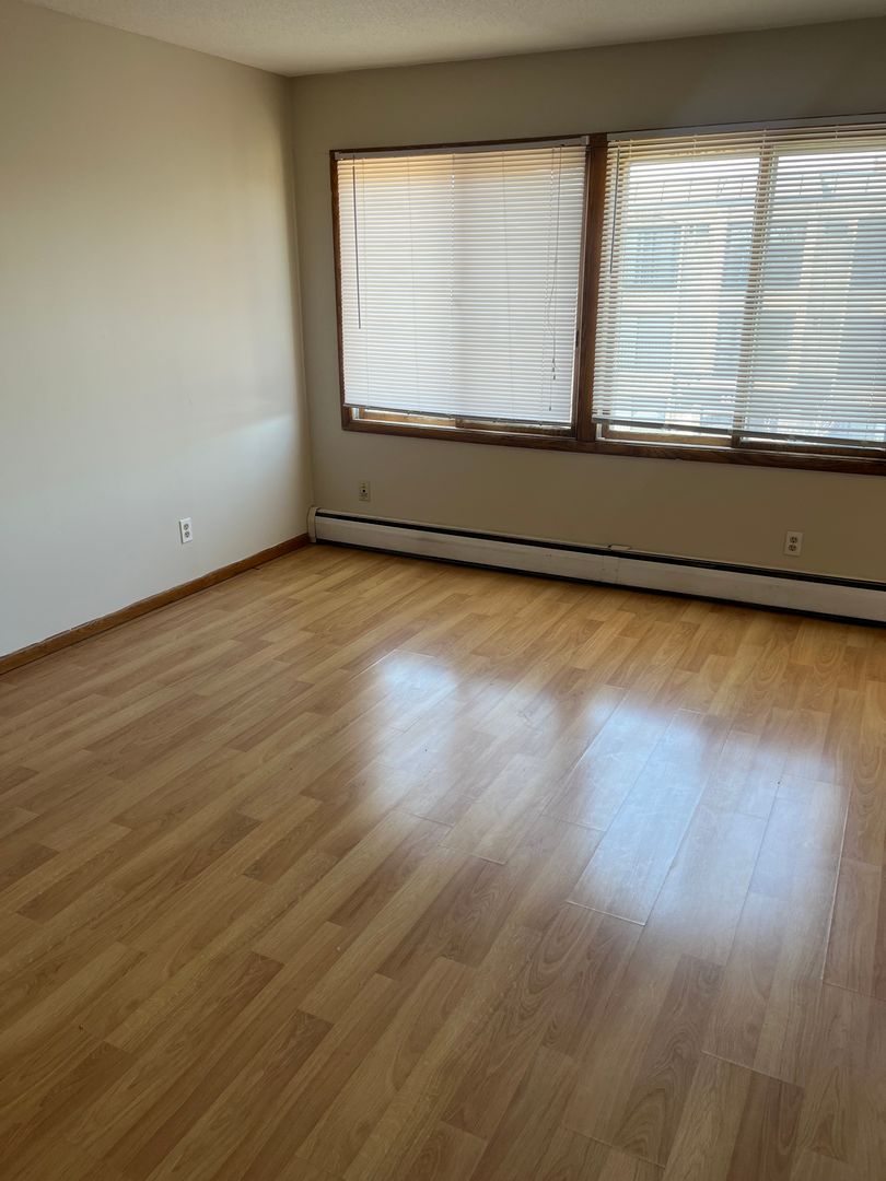 2801 Girard Avenue South 11 of 12