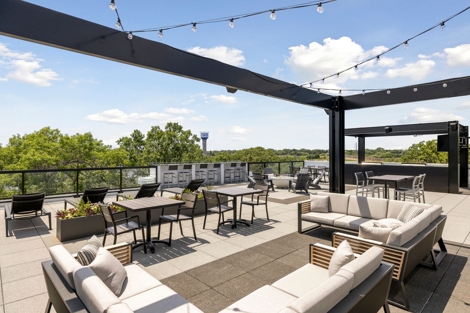 Roof deck at The Reeve Lakeside (5 of 5)