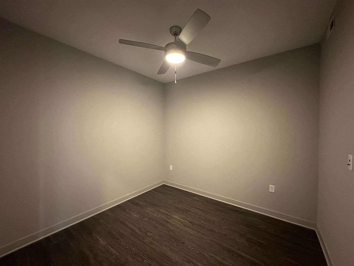 Luna Apartments 39 of 64