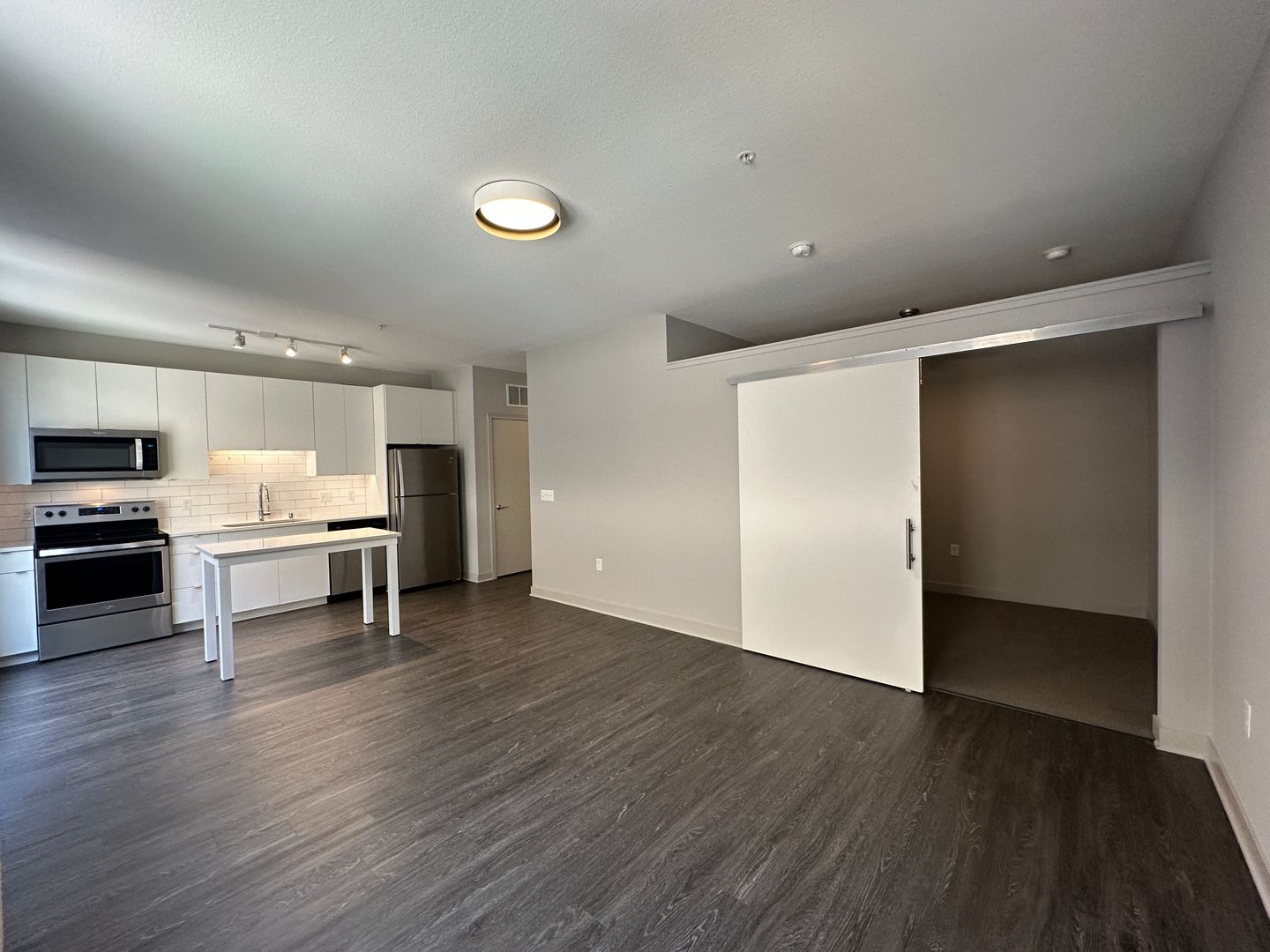 Minneapolis Apartment: 2520 S. 8th Street