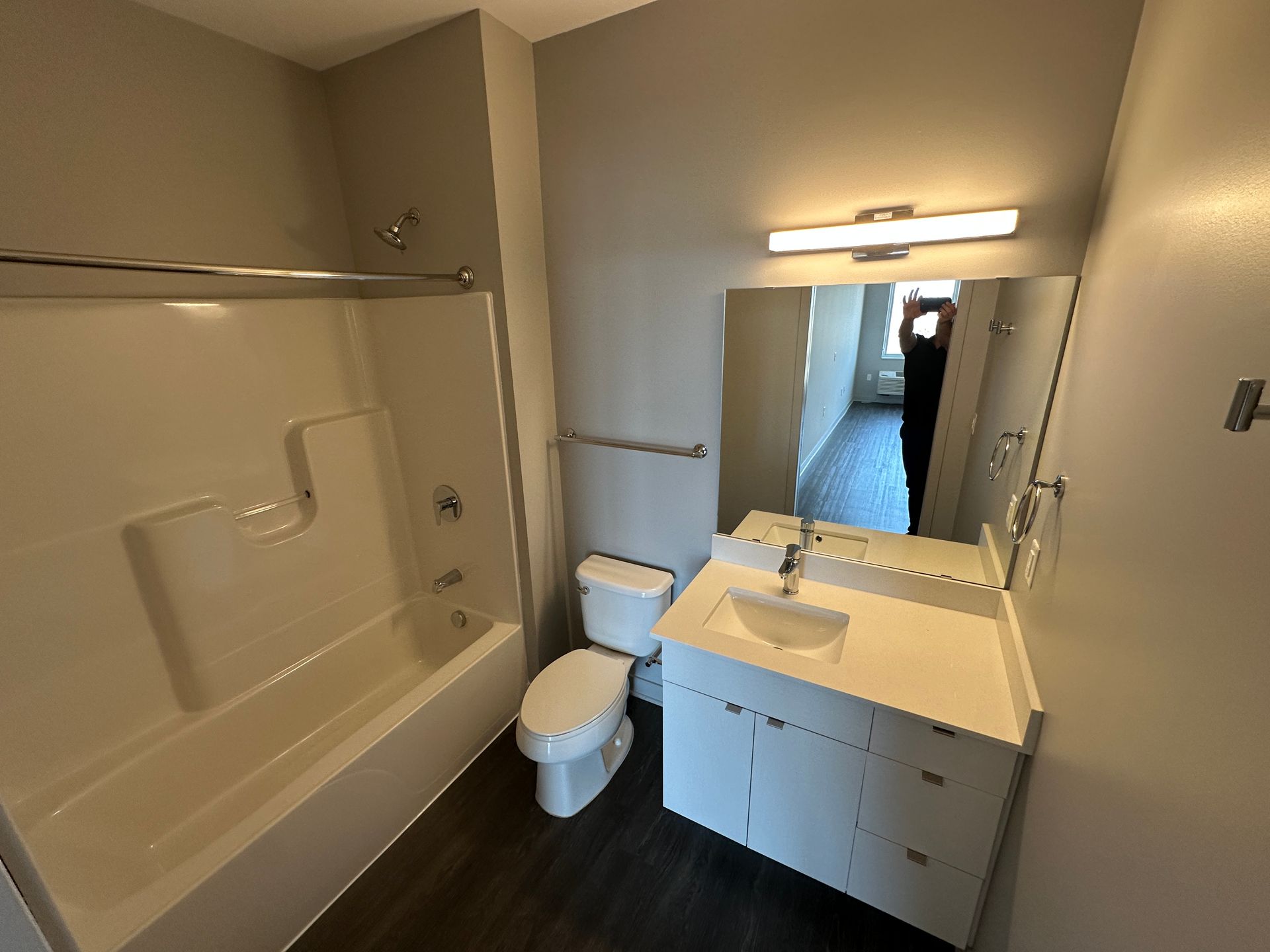 Luna Apartments 12 of 14