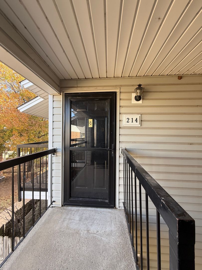 Norman Condo: 3000 S Chautauqua Ave #214