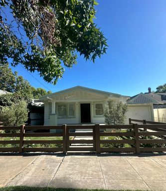 OPEN HOUSE THURSDAY, September 3rd from 12pm to 2pm. Charming 2 Bedroom in Old Towne Orange – photo 1