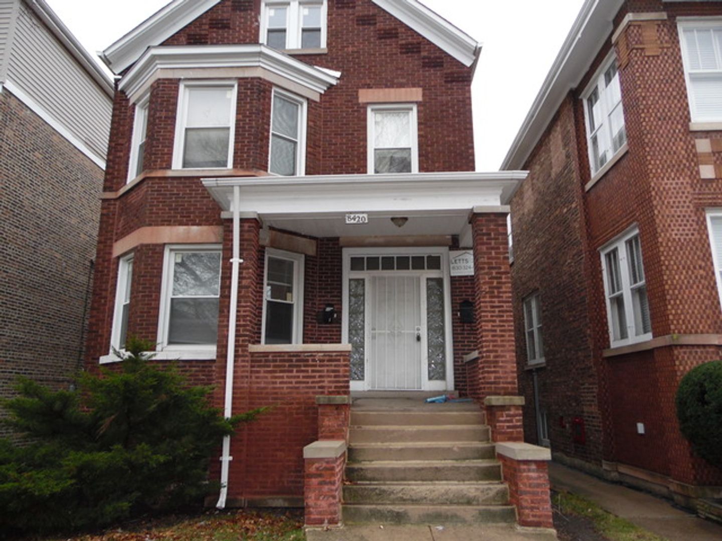 Chicago Apartment: 8420 S Manistee Avenue