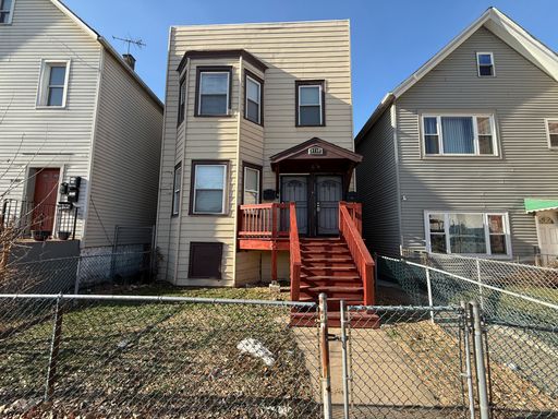Available Now – East Side Neighborhood Rental 3 Bedroom and 2 Full Baths – photo 1