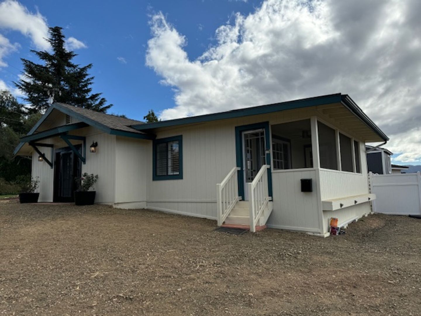 Solvang Apartment: 1219 Deer Trail Lane